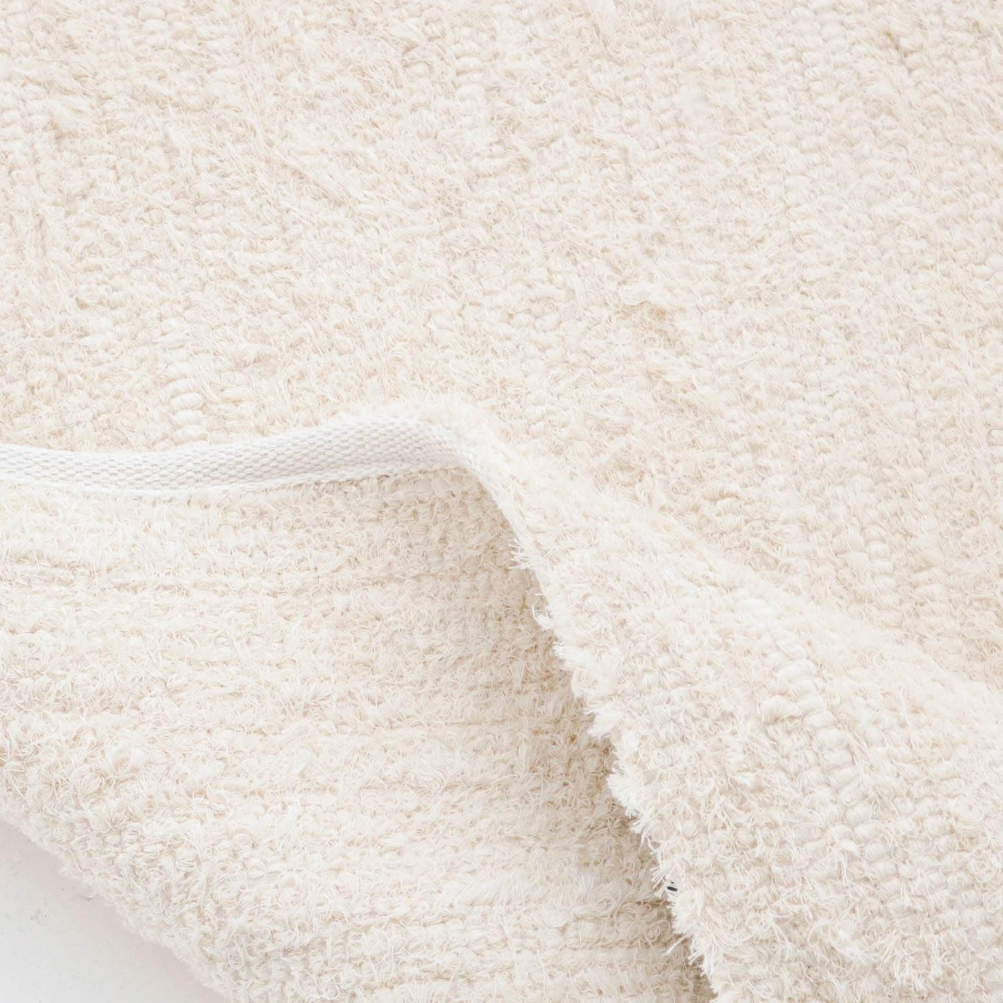 Recycled Cotton Rug – Ecru 7 lines – Perfect for living room and bedroom